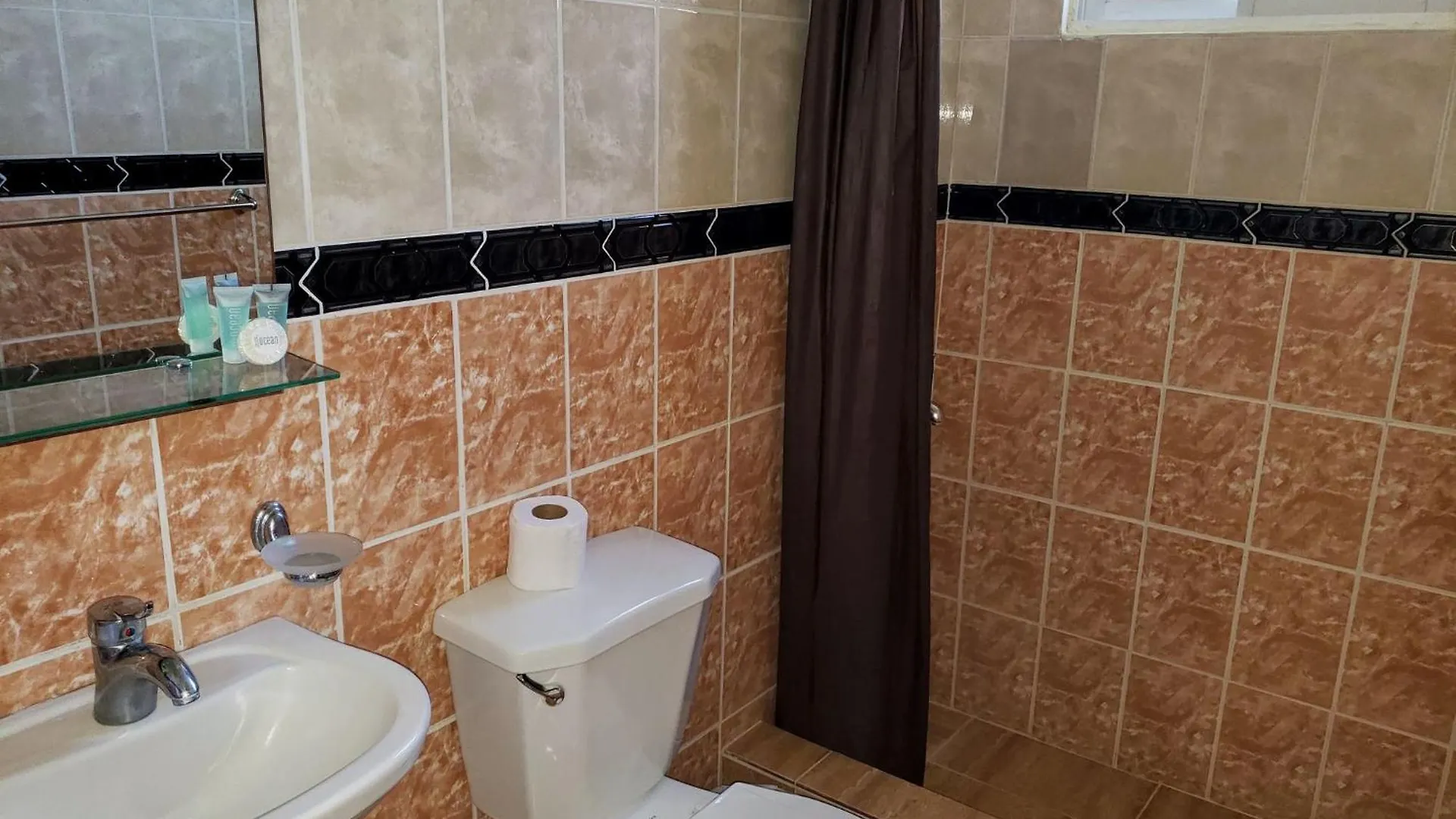 Beach Apartment With Pool - Costambar Las Flores